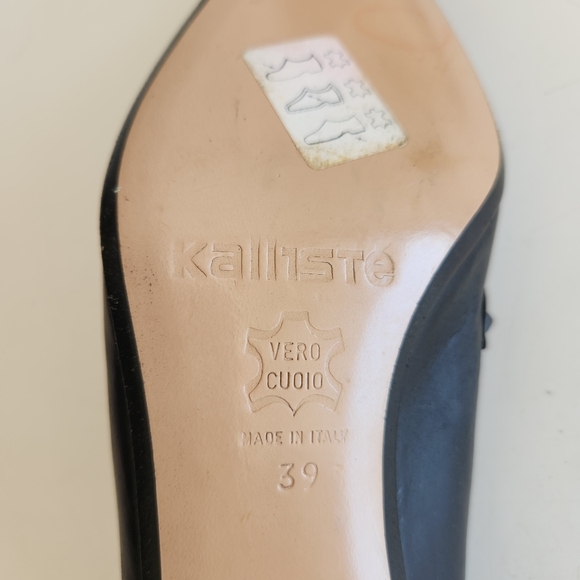 Kalliste Un dimanche à Venise Black Italian Leather Kitten Heel Pumps Sz 39/ 8US - Picture 16 of 16